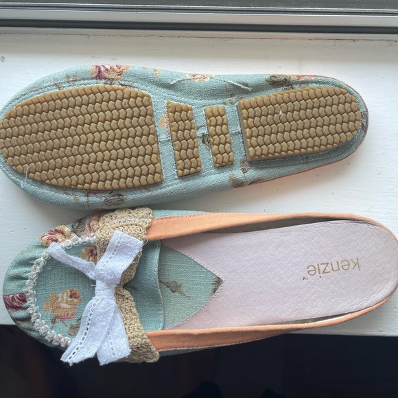 kenzie - cute vintage canvas mules, perfect for summer! fits size 9-9.5 - Picture 3 of 3